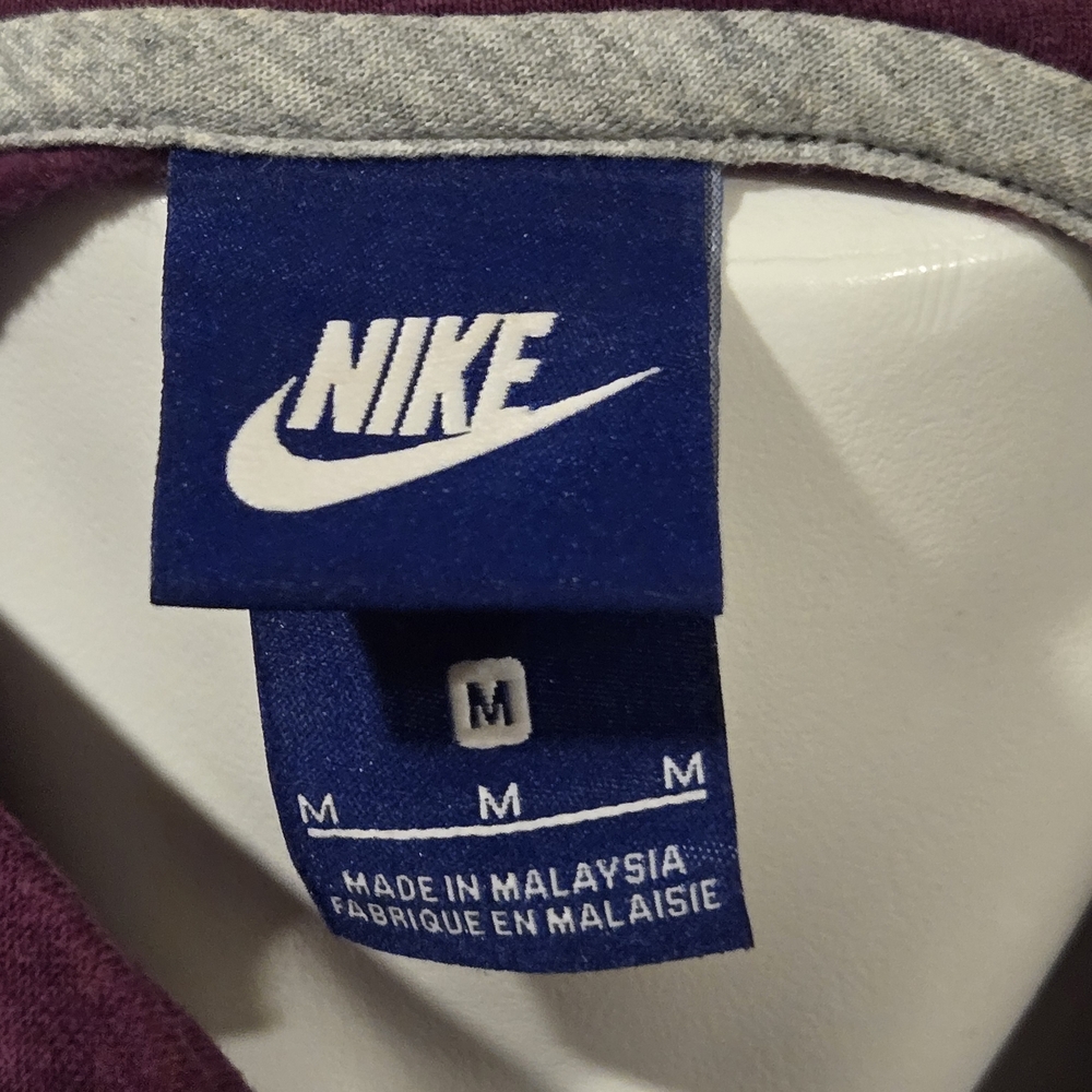 Nike Maroon Hoodie with Iconic Text - Picture 7 of 7